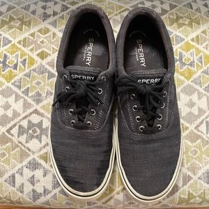 Sperry Men’s Halyard Sneaker